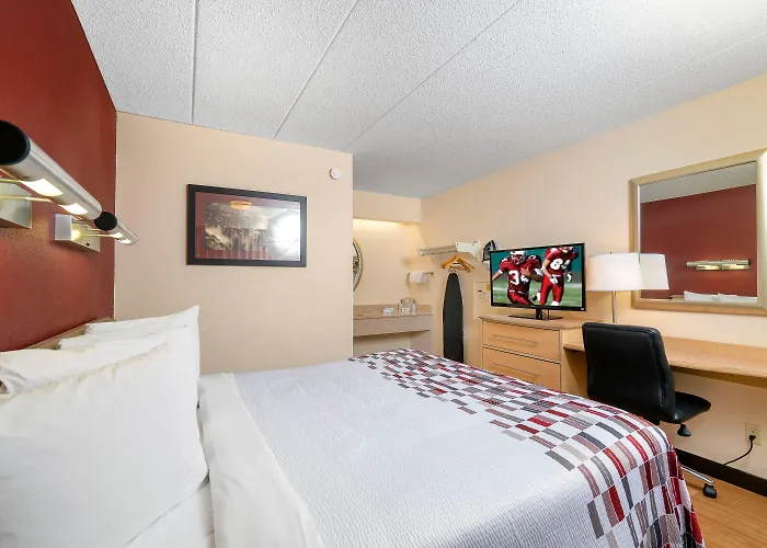 Red Roof Inn Mystic - New London
